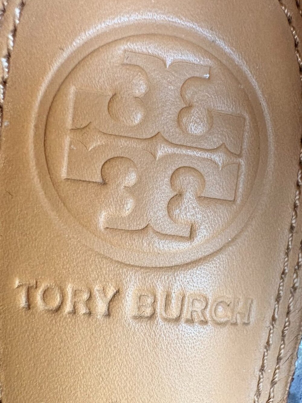 TORY BURCH Gigi Pumps Low Heel Black Patent Leather Sz 6.5M Slip On 31439 Nice! - Picture 10 of 11
